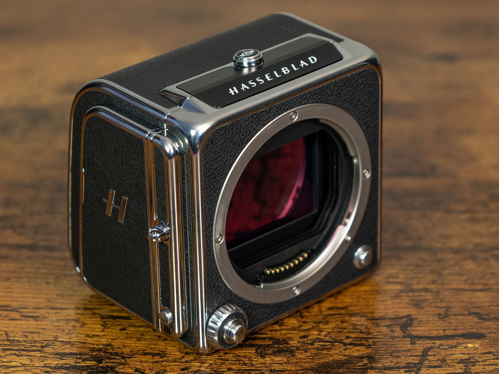 Hasselblad 907X CFV 100C Review