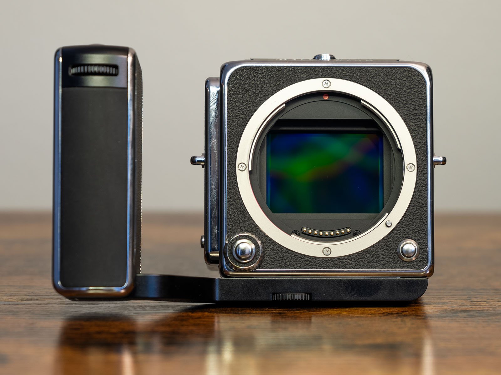 Hasselblad 907X CFV 100C Review